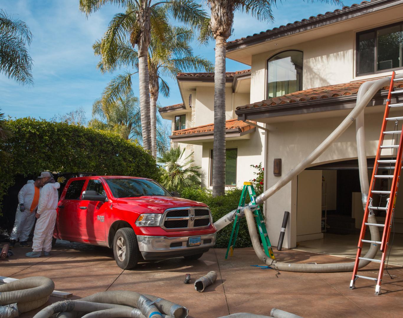 Professional rodent inspection in Solano, CA for rural and suburban homes Professional rodent inspection in Solano, CA for rural and suburban homes